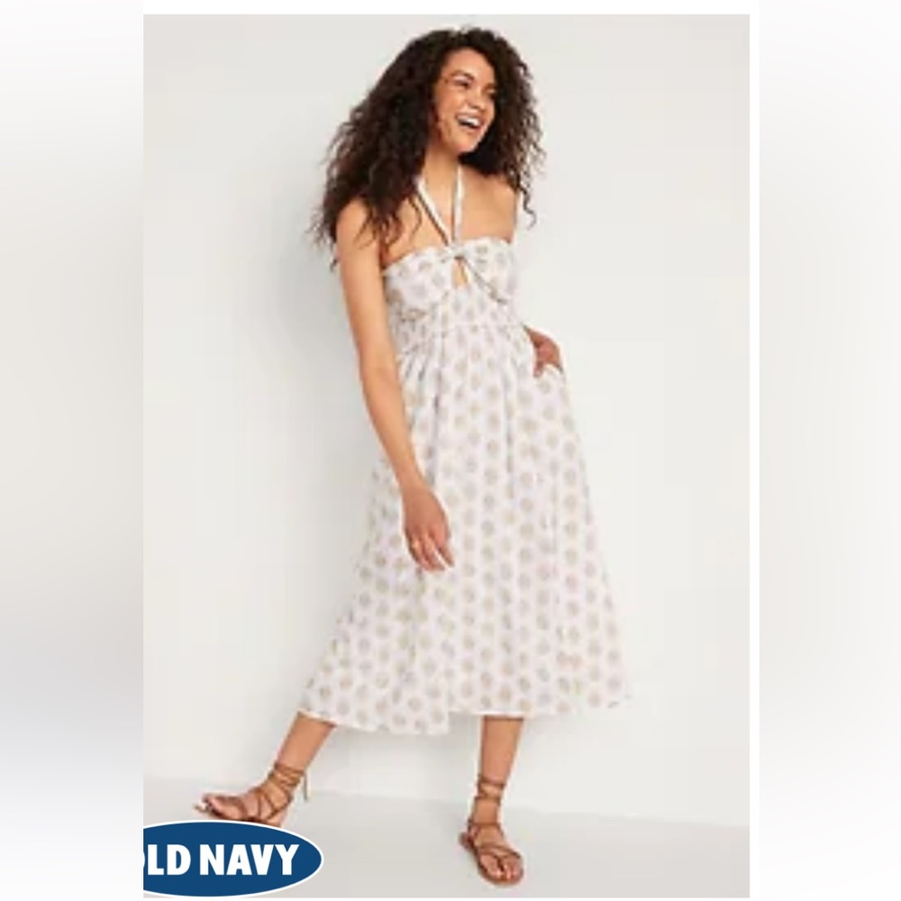 NWT fit and flare smocked printed keyhole halter maxi dress for women